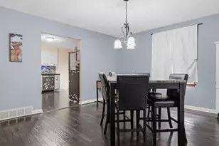 1021 Myrtle Ave, Dixon, IL 61021 - Photo 8