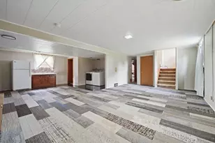 1021 Myrtle Ave, Dixon, IL 61021 - Photo 16