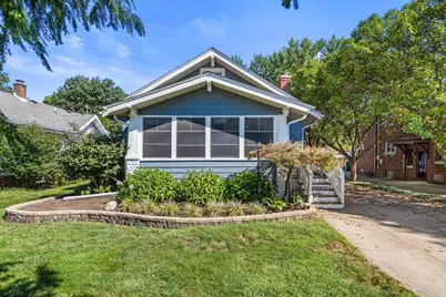 922 W Daniel Street, Champaign, IL 61821 - Photo 2