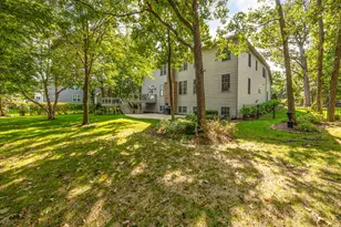 1657 Hickory Dr, Hoffman Estates, IL 60192 - Photo 54