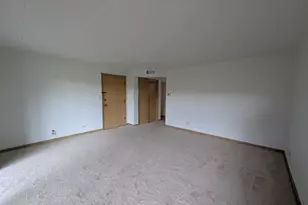 3177 W 115th St, Merrionette Park, IL 60803 - Photo 6