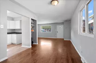 1652 W Montvale Ave, Chicago, IL 60643 - Photo 4