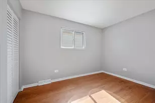 1652 W Montvale Ave, Chicago, IL 60643 - Photo 6