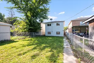 1652 W Montvale Ave, Chicago, IL 60643 - Photo 14