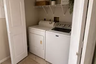 1235 Marywood Ct, Aurora, IL 60505 - Photo 6
