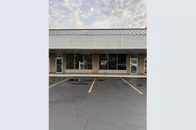 660 W Lake Street, Roselle, IL 60172 - Photo 2