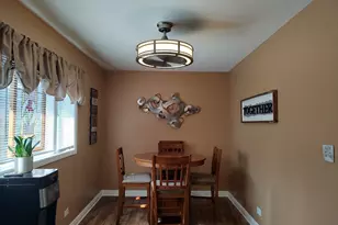 834 Shawnee Trail, Lake in the Hills, IL 60156 - Photo 26