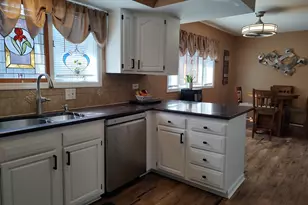 834 Shawnee Trail, Lake in the Hills, IL 60156 - Photo 24