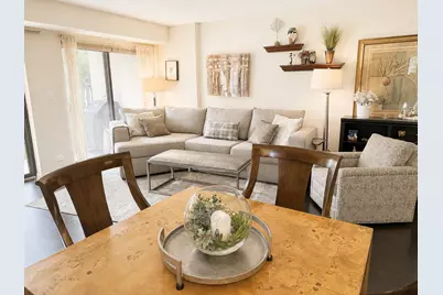 174 E Springbrook Drive #1B, Bloomingdale, IL 60108 - Photo 8