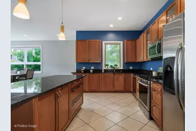 1901 W Division Street #2N, Chicago, IL 60622 - Photo 10