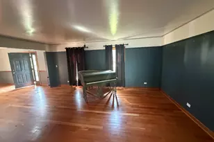 617 Arlington Pkwy, Sleepy Hollow, IL 60118 - Photo 2