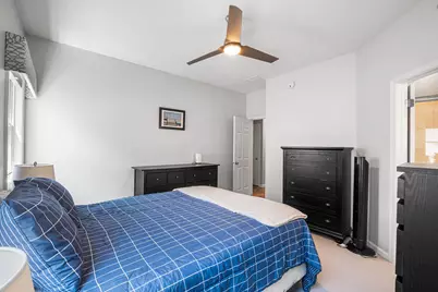 1123 W Grace Street #1E, Chicago, IL 60613 - Photo 12