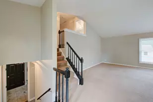 128 Sherman St, Bartlett, IL 60103 - Photo 2