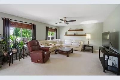 843 Brahms Road, Volo, IL 60073 - Photo 10