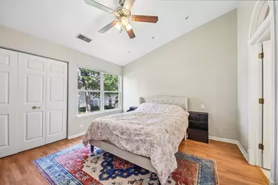 1052 Woodhill Court, Elgin, IL 60120 - Photo 8