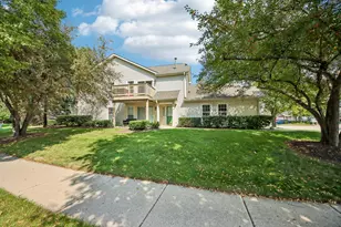 1052 Woodhill Ct, Elgin, IL 60120 - Photo 16