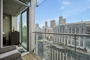 600 N Fairbanks Ct, Chicago, IL 60611 - Photo 12