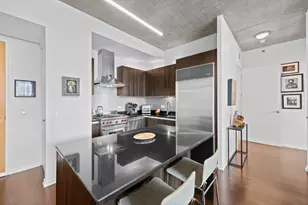 600 N Fairbanks Ct, Chicago, IL 60611 - Photo 8