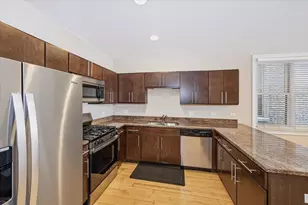 2425 W Arthington St, Chicago, IL 60612 - Photo 6