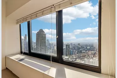 175 E Delaware Place #5721, Chicago, IL 60611 - Photo 18