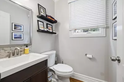 938 Mapleton Avenue, Oak Park, IL 60302 - Photo 14