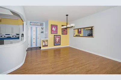 5555 N Cumberland Avenue #901, Chicago, IL 60656 - Photo 4