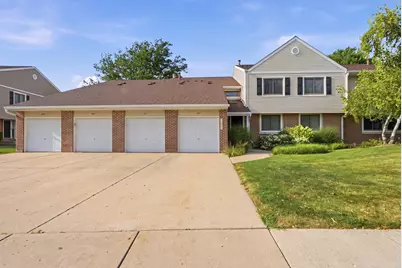 938 Hidden Lake Drive #938, Buffalo Grove, IL 60089 - Photo 2