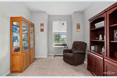 991 S Carly Circle, Yorkville, IL 60560 - Photo 8