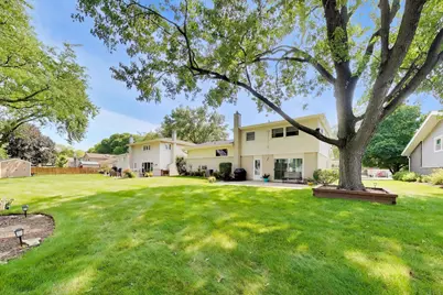 2314 E Lillian Lane, Arlington Heights, IL 60004 - Photo 24