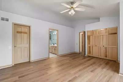620 N Charter Hall Drive, Palatine, IL 60067 - Photo 22