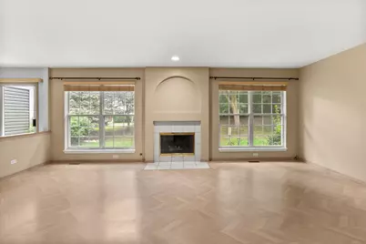 620 N Charter Hall Drive, Palatine, IL 60067 - Photo 12