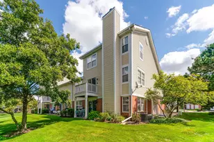 1432 Hampshire Ct, Roselle, IL 60172 - Photo 18