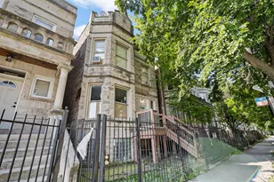 4319 W Jackson Blvd, Chicago, IL 60624 - Photo 2