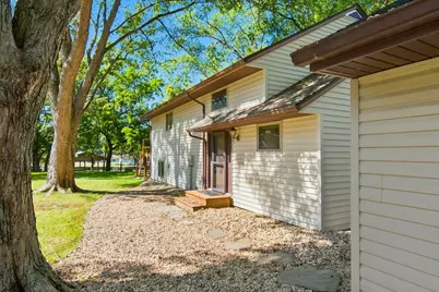 154 Beachview Court, Varna, IL 61375 - Photo 4