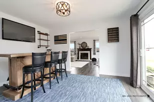 1806 Portsmouth Ln, Schaumburg, IL 60194 - Photo 8
