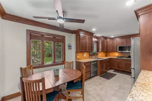 8711 W 123rd St, Palos Park, IL 60464 - Photo 14