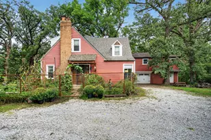 8060 W Woodvale Rd, Frankfort, IL 60423 - Photo 2