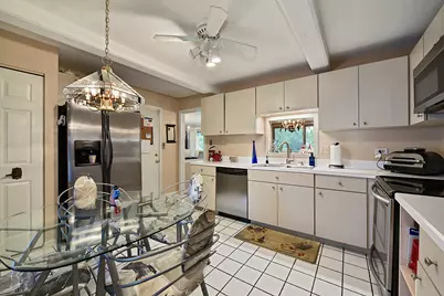 463 Woodview Road, Lake Barrington, IL 60010 - Photo 10