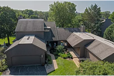 463 Woodview Road, Lake Barrington, IL 60010 - Photo 4