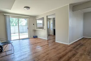 382 Dover Dr, Des Plaines, IL 60018 - Photo 6