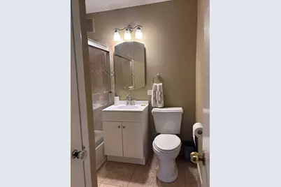 2610 W Balmoral Avenue #103, Chicago, IL 60625 - Photo 6