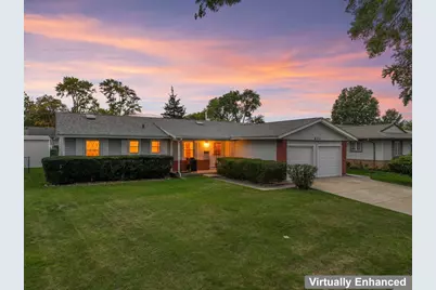 641 Clearmont Drive, Elk Grove Village, IL 60007 - Photo 2