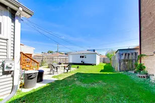 2713 N 75th Ave, Elmwood Park, IL 60707 - Photo 30
