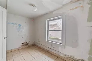 2706 S Trumbull Ave, Chicago, IL 60623 - Photo 22