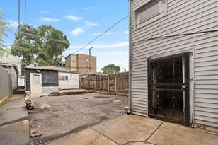 2706 S Trumbull Ave, Chicago, IL 60623 - Photo 24