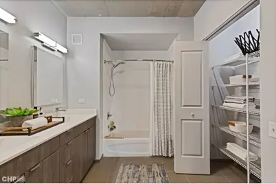 1025 W Addison Street #534, Chicago, IL 60613 - Photo 14