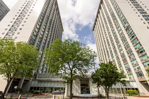 3600 N Lake Shore Dr, Chicago, IL 60613 - Photo 1