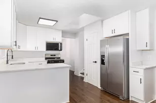 10458 S 81st Ave, Palos Hills, IL 60465 - Photo 14