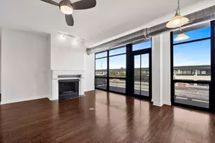 1111 W 15th St, Chicago, IL 60608 - Photo 4