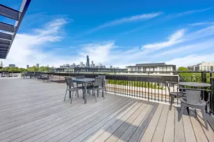 1111 W 15th St, Chicago, IL 60608 - Photo 26